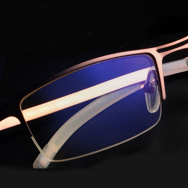 Optical Myopia Eyeglasses with Anti-Radiation Feature